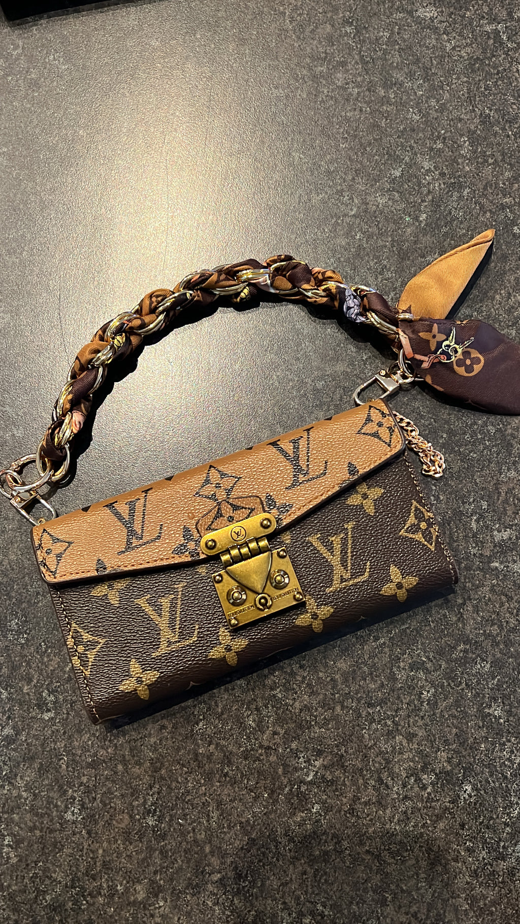 Lux wallet / phone case