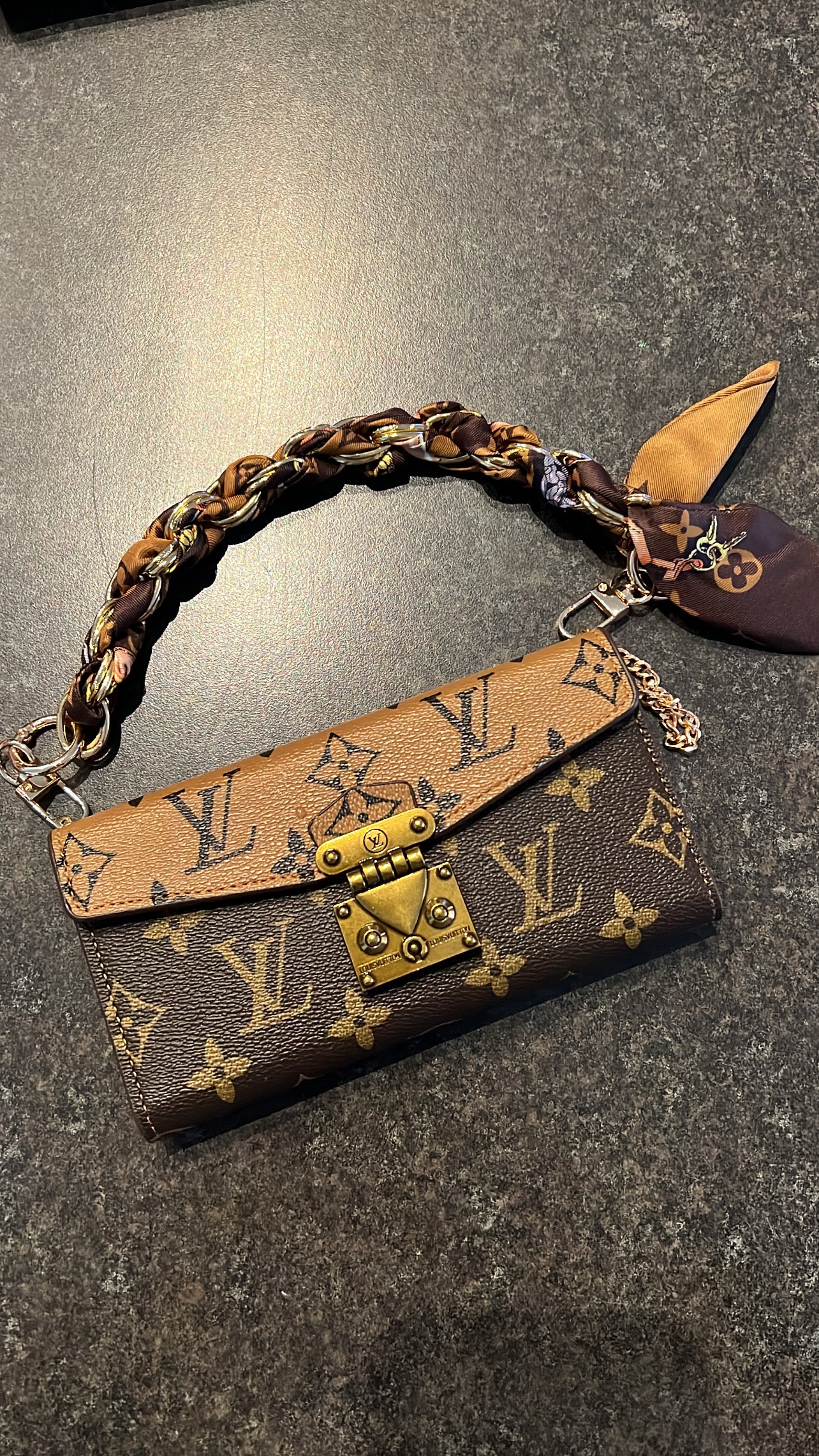 Lux wallet / phone case
