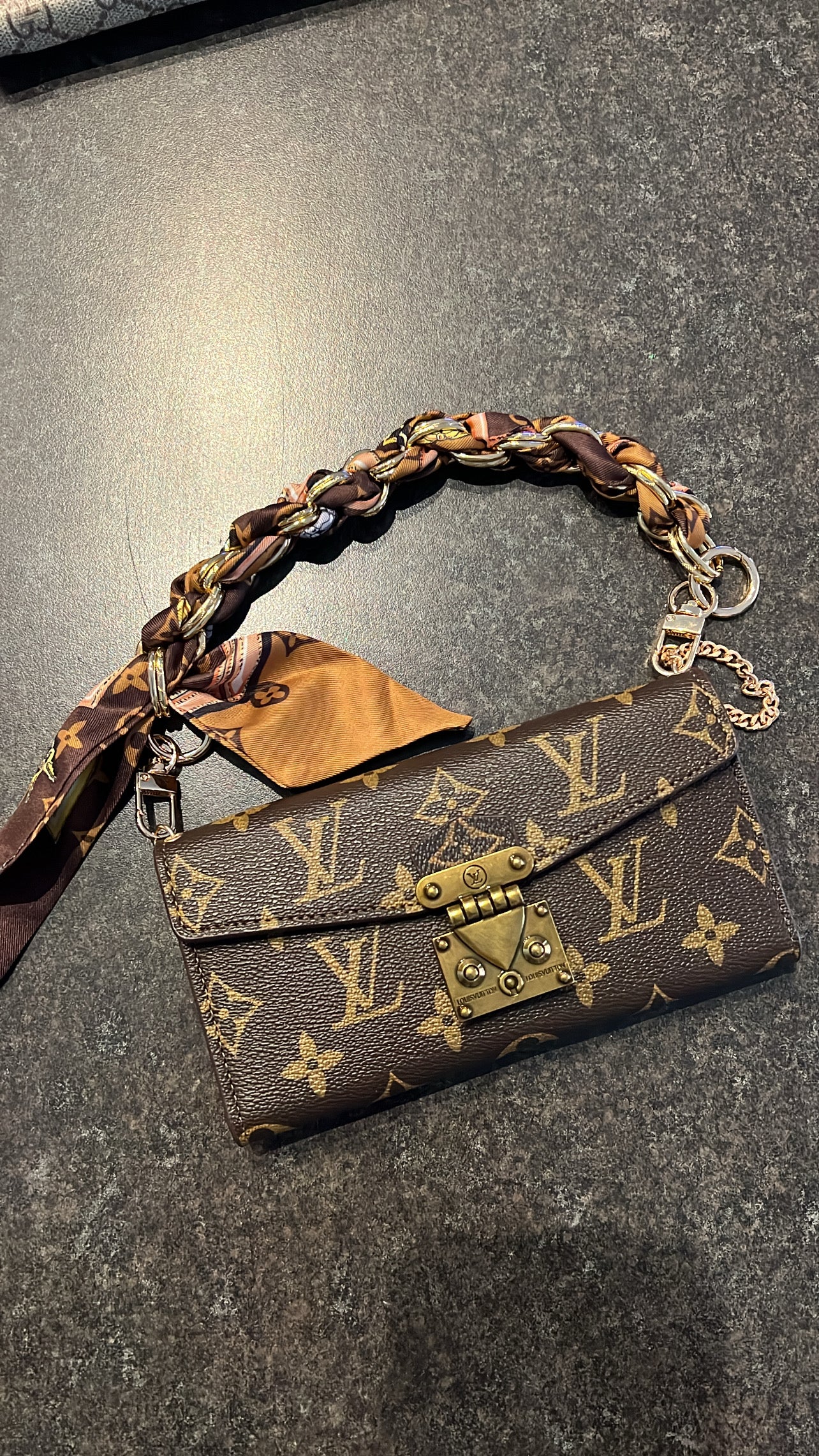 Lux wallet / phone case